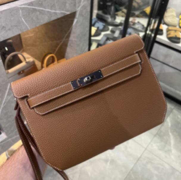 Hermès Gold depeche Togo