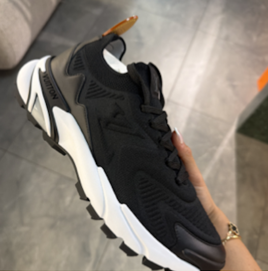 Louis Vuitton Louis Vuitton Tactics Sneaker Black