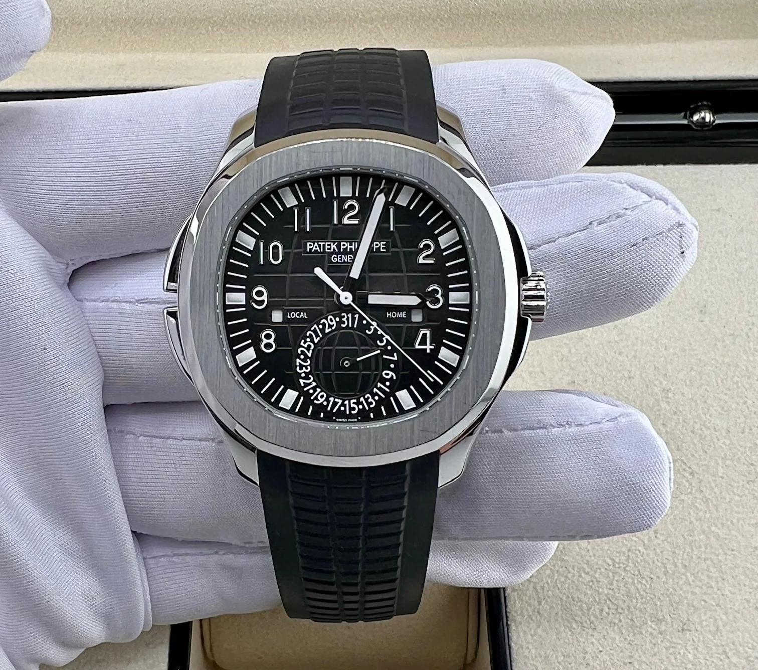 Patek Philippe Aquanaut Travel Time LIKE NEW (Italy) 5164A 2023
